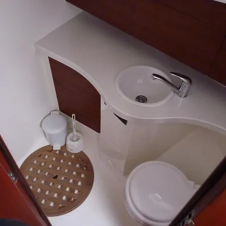 Mazurskie Hausbooty 船屋